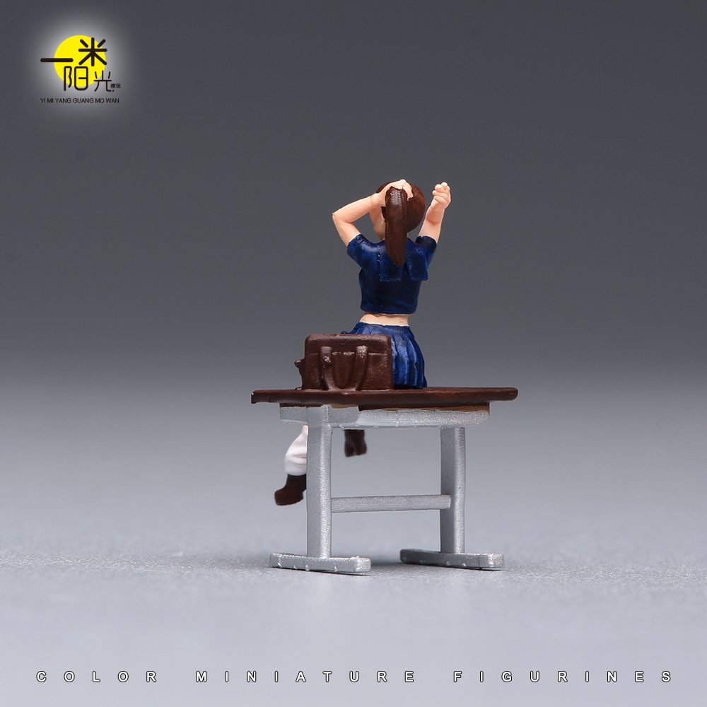 Boyalı Minyatür 1/87 1/64 Ölçe - Desk Setup With Tv incelemesi ve fiyatı
